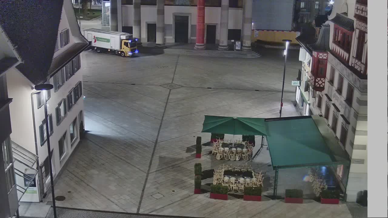 Marktplatz (Sicht von Stadtarchiv) Marktplatz (Sicht von Stadtarchiv)