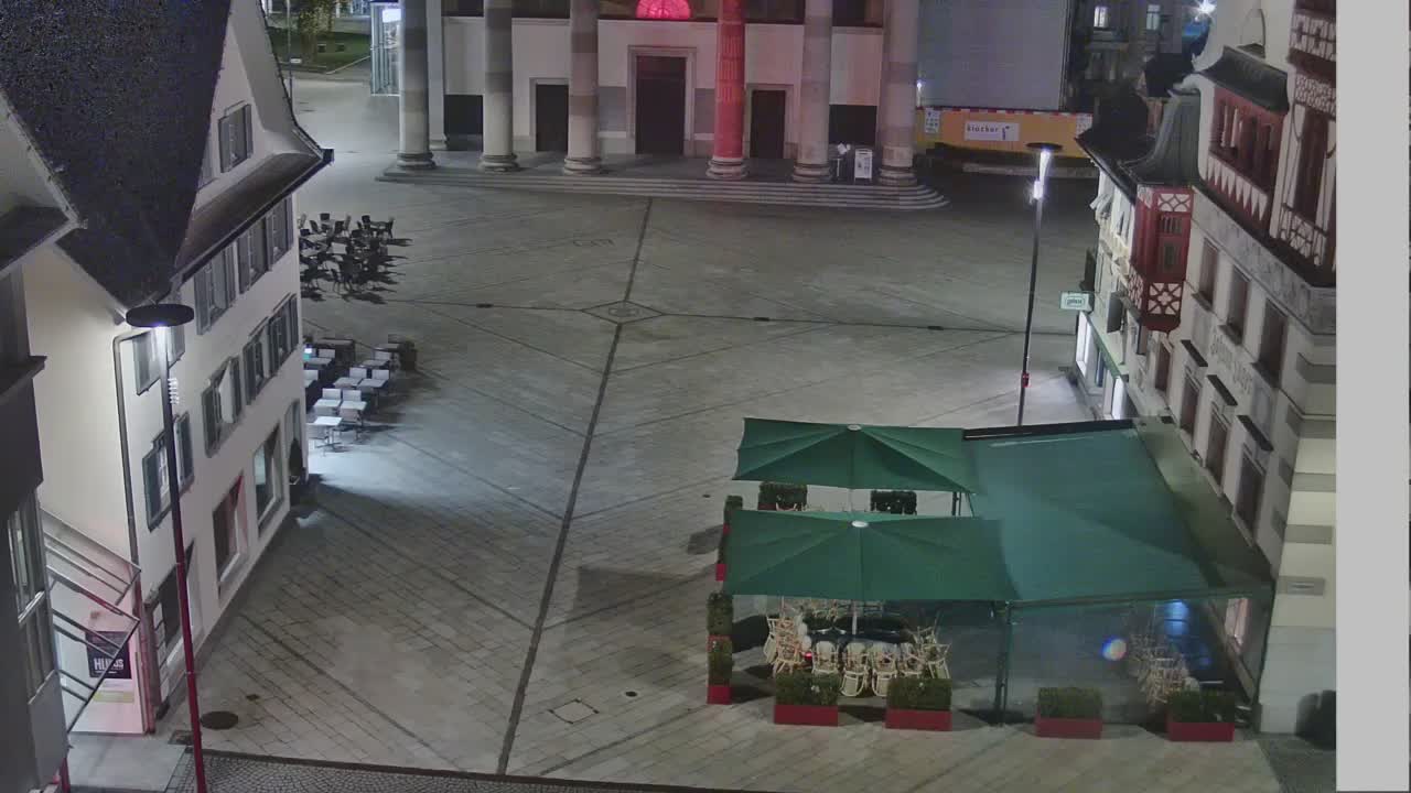 Marktplatz (Sicht von Stadtarchiv) Marktplatz (Sicht von Stadtarchiv)