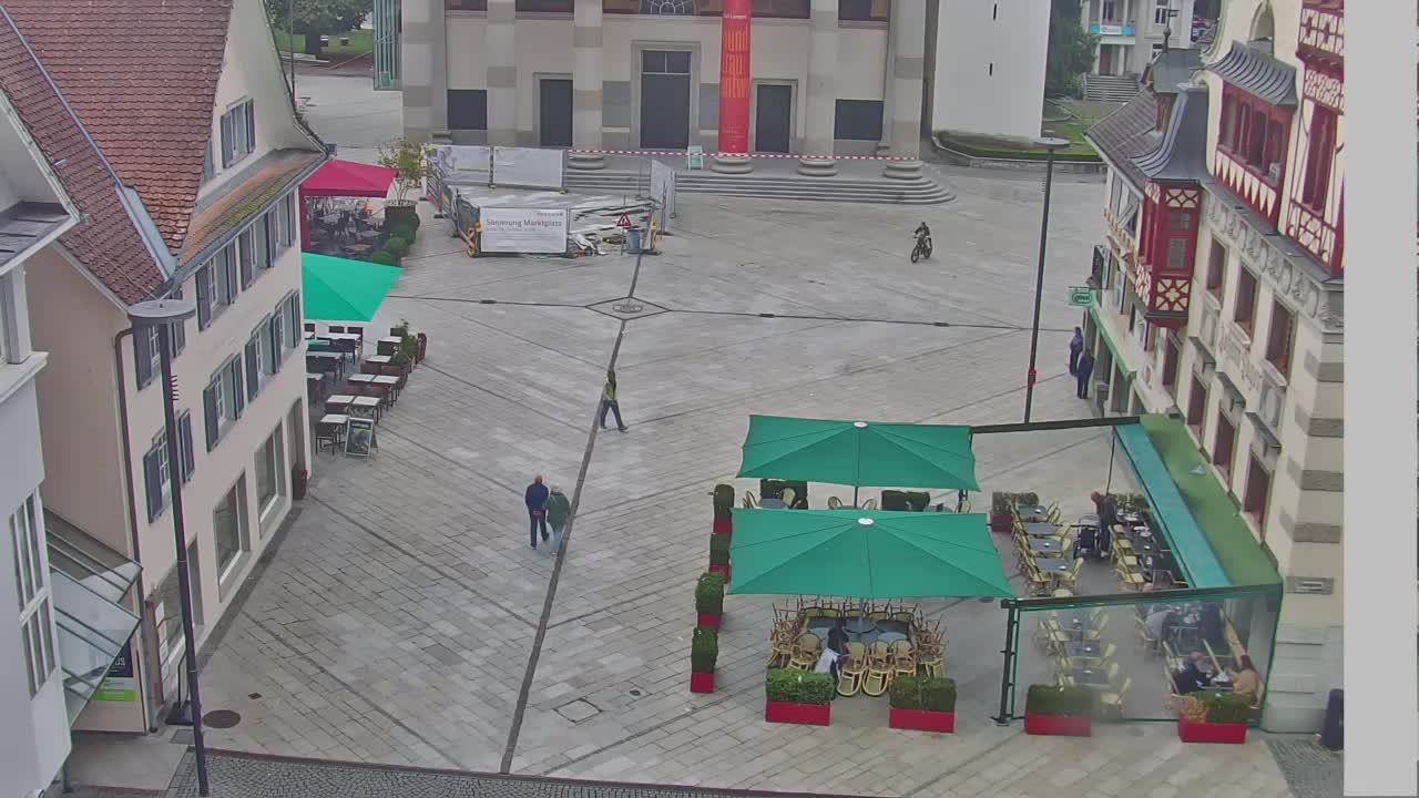 Marktplatz (Sicht von Stadtarchiv) Marktplatz (Sicht von Stadtarchiv)